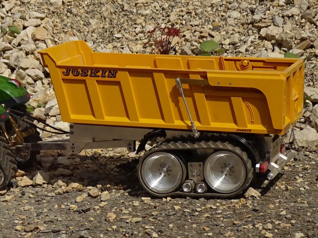 Joskinkipper Mit Kettenlaufwerk